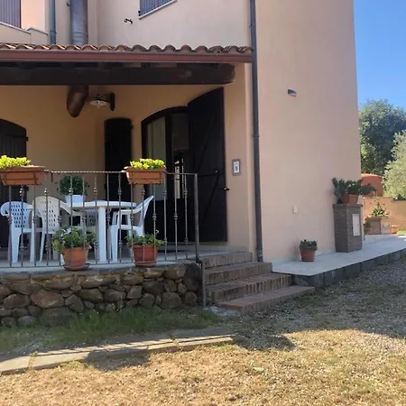 Il Castello Di Gioiosa Guardia Bed & Breakfast *